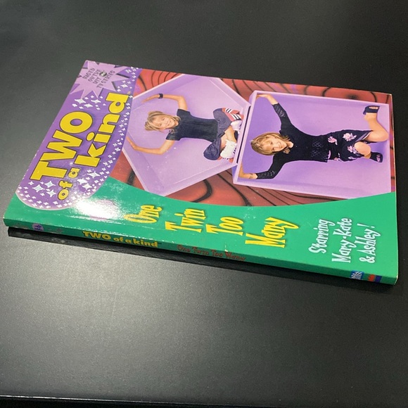 Two of a Kind #4: One Twin Too Many by Megan Stine - Paperback Novel - Picture 5 of 8